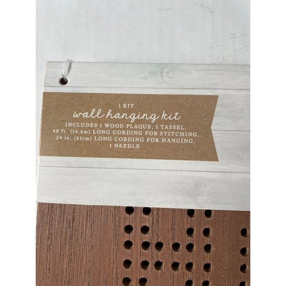 Wall Hanging Kit Christmas Décor Kit - Picture 3 of 4